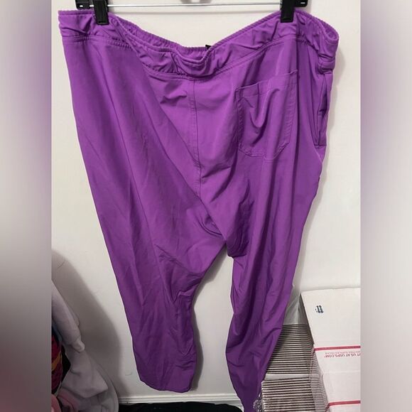 Purple scrub bottoms - Picture 3 of 5